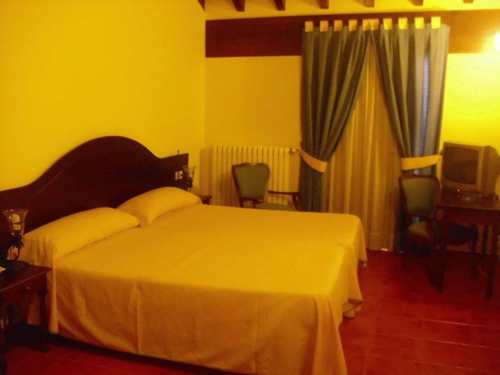 Hostal La Mancha Tarazona de la Mancha Camera foto